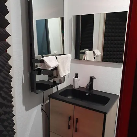 Hot - * Longeville-les-Saint-Avold